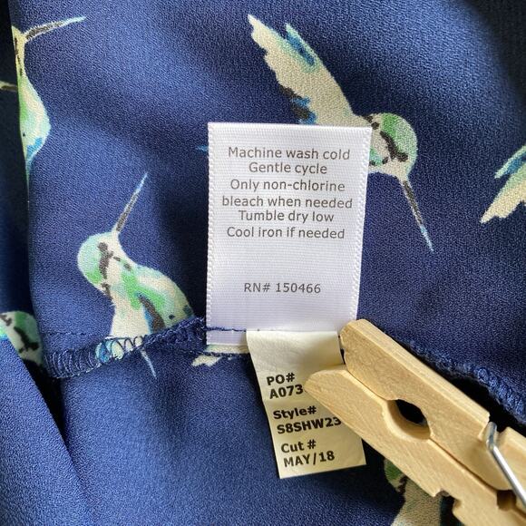 41 Hawthorn Shirt L Blue Hummingbird Print Polyester 3/4 Sleeve Popover Blouse - Picture 10 of 11